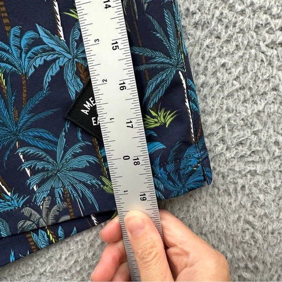 NWT American Eagle Boardshorts 10" Palm Trees Beach Travel‎ Pockets Men's Small - Picture 9 of 9
